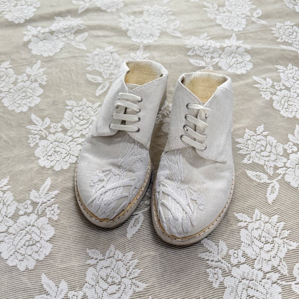 Ann Demeulemeester Embroidered Linen Lace-Up Shoes – EU 37 / US 6.5–7